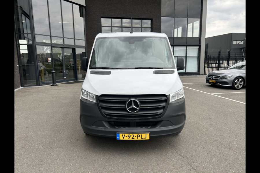 Mercedes-Benz Sprinter 215 CDI L1 H1 / Trekhaak / Cruise control / Airco / 270 Graden achterdeuren