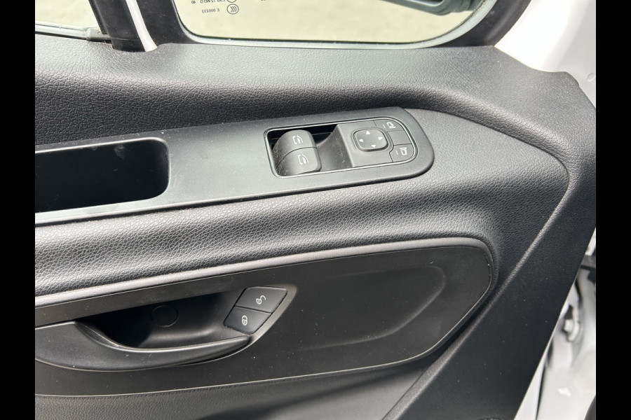 Mercedes-Benz Sprinter 215 CDI L1 H1 / Trekhaak / Cruise control / Airco / 270 Graden achterdeuren