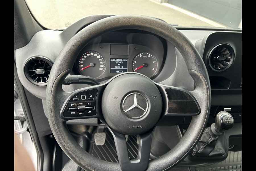 Mercedes-Benz Sprinter 215 CDI L1 H1 / Trekhaak / Cruise control / Airco / 270 Graden achterdeuren