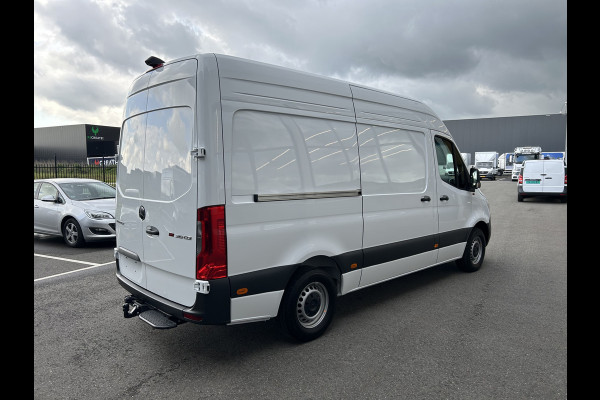 Mercedes-Benz Sprinter 315 CDI L2 H2 RWD Pro MBUX / Trekhaak / Camera / Cruise control / Airco / 270 Graden achterdeuren