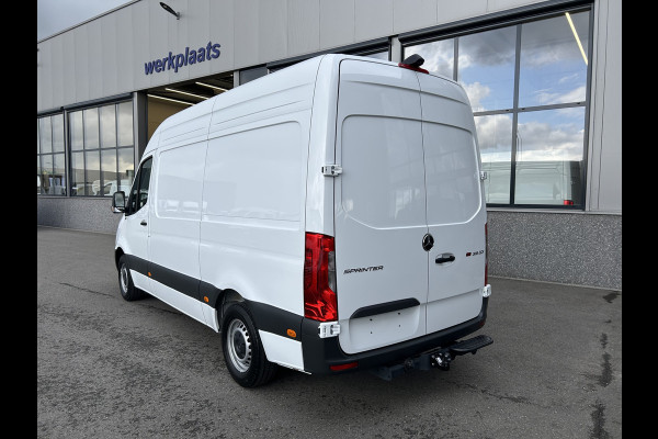 Mercedes-Benz Sprinter 315 CDI L2 H2 RWD Pro MBUX / Trekhaak / Camera / Cruise control / Airco / 270 Graden achterdeuren