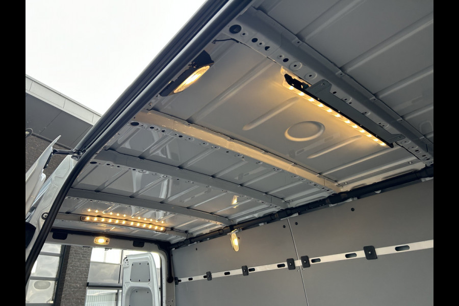 Mercedes-Benz Sprinter 315 CDI L2 H2 RWD Pro MBUX / Trekhaak / Camera / Cruise control / Airco / 270 Graden achterdeuren