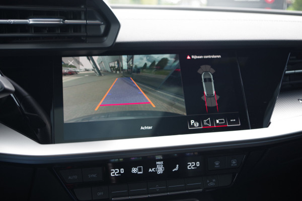 Audi A3 Sportback 45 TFSI e S-Line Edition Competition 245 PK PHEV, Panoramadak, Adap. Cruise Control, Carplay