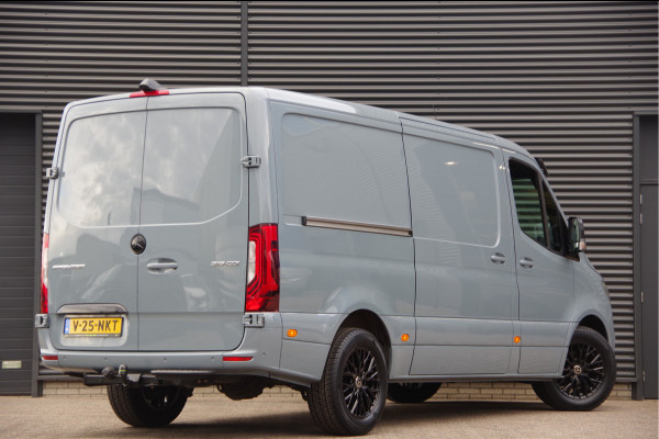 Mercedes-Benz Sprinter 319 3.0 CDI V6 L2H1 AUT. LED, TREKHAAK, 360 CAMERA, ADAPT. CRUISE, MBUX 10'', STOELVERWARMING, STANDKACHEL, NAVI, CLIMA, PARKEER