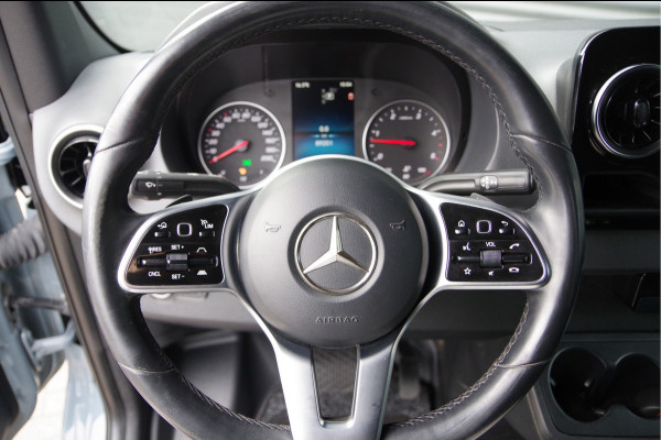 Mercedes-Benz Sprinter 319 3.0 CDI V6 L2H1 AUT. LED, TREKHAAK, 360 CAMERA, ADAPT. CRUISE, MBUX 10'', STOELVERWARMING, STANDKACHEL, NAVI, CLIMA, PARKEER