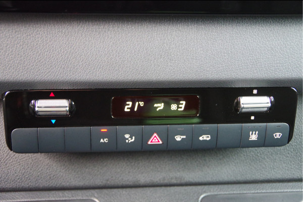 Mercedes-Benz Sprinter 319 3.0 CDI V6 L2H1 AUT. LED, TREKHAAK, 360 CAMERA, ADAPT. CRUISE, MBUX 10'', STOELVERWARMING, STANDKACHEL, NAVI, CLIMA, PARKEER