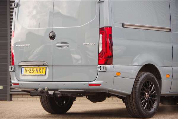 Mercedes-Benz Sprinter 319 3.0 CDI V6 L2H1 AUT. LED, TREKHAAK, 360 CAMERA, ADAPT. CRUISE, MBUX 10'', STOELVERWARMING, STANDKACHEL, NAVI, CLIMA, PARKEER
