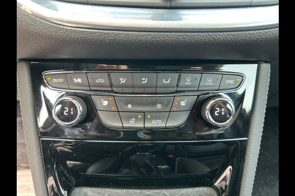 Opel Astra Sports Tourer 1.4 Innovation | TREKHAAK | BLUETOOTH | LEDER | STOEL/STUURVERWARMING | CC | PDC | APK T/M 30-4-2027