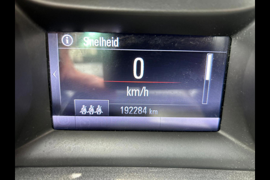 Opel Astra Sports Tourer 1.4 Innovation | TREKHAAK | BLUETOOTH | LEDER | STOEL/STUURVERWARMING | CC | PDC | APK T/M 30-4-2027
