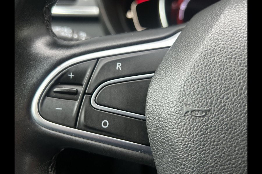 Renault Kadjar BWJ 2018 | 1.2TCe 131PK Bose | TREKHAAK | 19'' LMV | CARPLAY | CAMERA A | CLIMA | NAVI | LEDER/STOF |