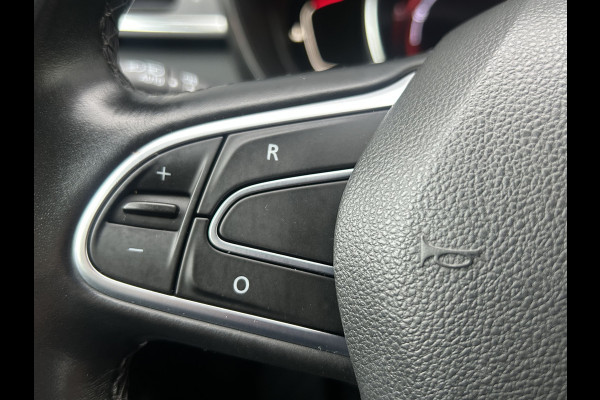 Renault Kadjar BWJ 2018 | 1.2TCe 131PK Bose | TREKHAAK | 19'' LMV | CARPLAY | CAMERA A | CLIMA | NAVI | LEDER/STOF |