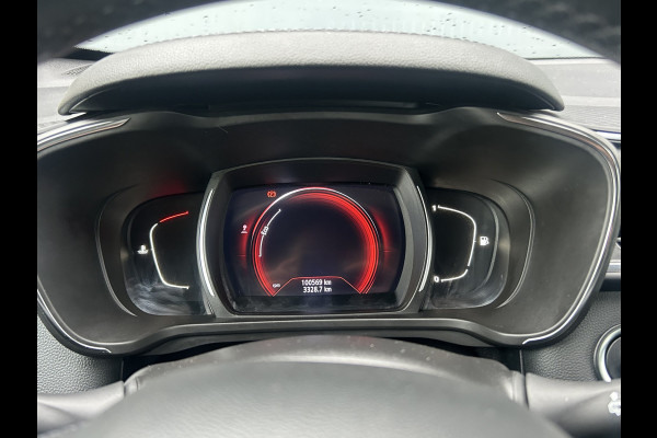 Renault Kadjar BWJ 2018 | 1.2TCe 131PK Bose | TREKHAAK | 19'' LMV | CARPLAY | CAMERA A | CLIMA | NAVI | LEDER/STOF |