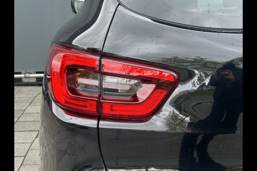 Renault Kadjar BWJ 2018 | 1.2TCe 131PK Bose | TREKHAAK | 19'' LMV | CARPLAY | CAMERA A | CLIMA | NAVI | LEDER/STOF |