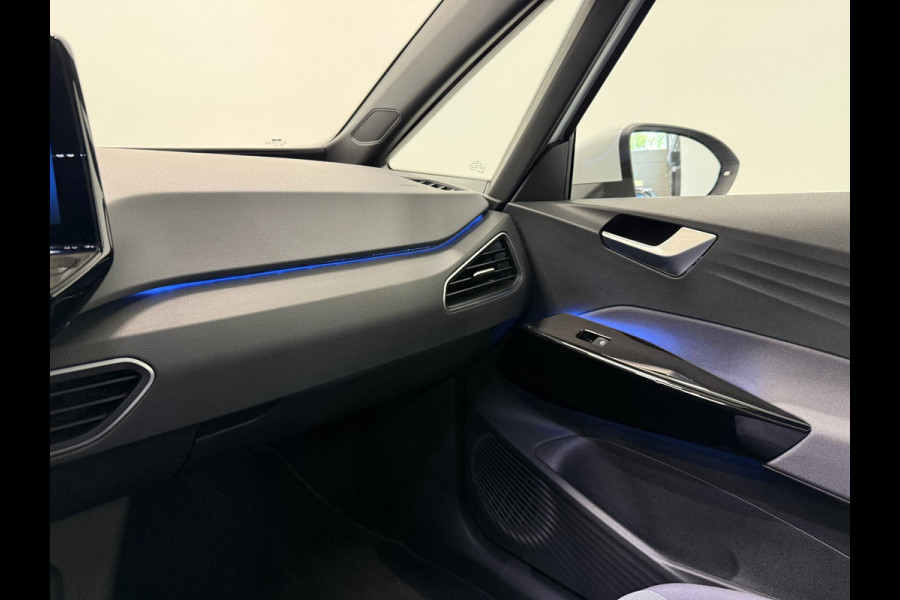 Volkswagen ID.3 Life 58 kWh SOH 92% Navigatie Apple Carplay Android Auto Parkeersensoren Adaptive Cruise Control Stoel- en stuurverwarming Climate Control