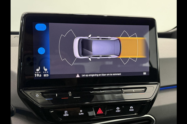 Volkswagen ID.3 Life 58 kWh SOH 92% Navigatie Apple Carplay Android Auto Parkeersensoren Adaptive Cruise Control Stoel- en stuurverwarming Climate Control
