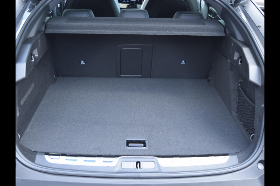 Peugeot 408 1.6 GT Exclusive Plug-In Hybrid 240 | SCHUIF / KANTELDAK | 20" L.M.V. | LEDEREN BEKLEDING | STOELVERWARMING | NIEUWE MODEL!