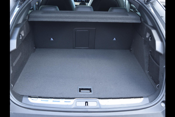 Peugeot 408 1.6 GT Exclusive Plug-In Hybrid 240 | SCHUIF / KANTELDAK | 20" L.M.V. | LEDEREN BEKLEDING | STOELVERWARMING | NIEUWE MODEL!