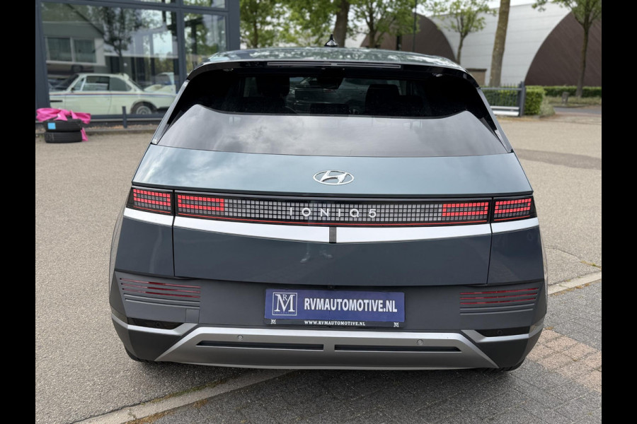 Hyundai IONIQ 5 Connect 77.4 kWh SOH 99%| WARMTEPOMP| HYUNDAI GARANTIE T/M 07-2028| ACHTERBANK VERWARMD| AFNEEMBARE TREKHAAK| ELEK. STOELEN| ADAPTIVE CRUISE CONTROL| DEALER ONDERHOUDEN| STOEL + STUURVERWARMING