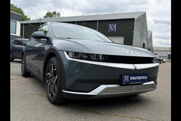 Hyundai IONIQ 5 Connect 77.4 kWh SOH 99%| WARMTEPOMP| HYUNDAI GARANTIE T/M 07-2028| ACHTERBANK VERWARMD| AFNEEMBARE TREKHAAK| ELEK. STOELEN| ADAPTIVE CRUISE CONTROL| DEALER ONDERHOUDEN| STOEL + STUURVERWARMING