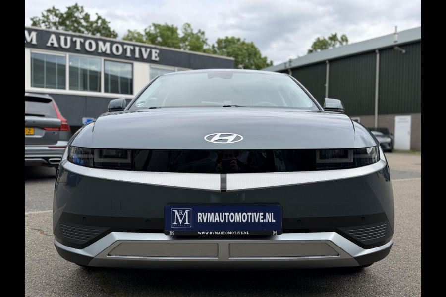 Hyundai IONIQ 5 Connect 77.4 kWh SOH 99%| WARMTEPOMP| HYUNDAI GARANTIE T/M 07-2028| ACHTERBANK VERWARMD| AFNEEMBARE TREKHAAK| ELEK. STOELEN| ADAPTIVE CRUISE CONTROL| DEALER ONDERHOUDEN| STOEL + STUURVERWARMING