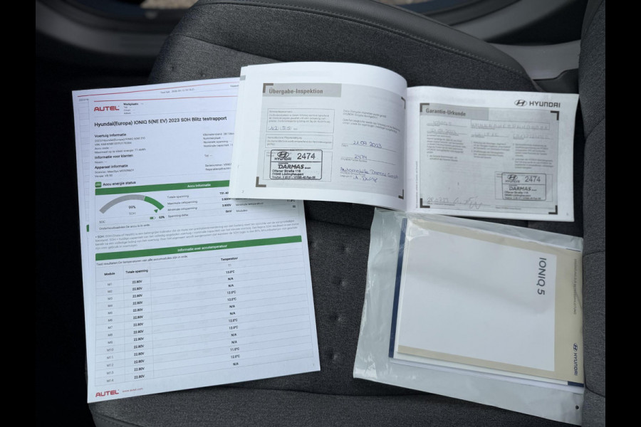 Hyundai IONIQ 5 Connect 77.4 kWh SOH 99%| WARMTEPOMP| HYUNDAI GARANTIE T/M 07-2028| ACHTERBANK VERWARMD| AFNEEMBARE TREKHAAK| ELEK. STOELEN| ADAPTIVE CRUISE CONTROL| DEALER ONDERHOUDEN| STOEL + STUURVERWARMING
