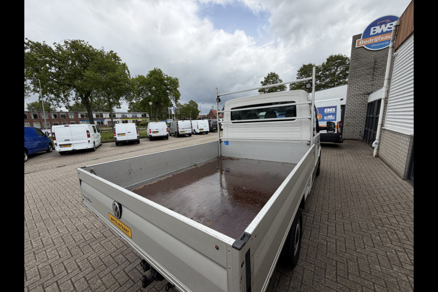 Volkswagen Crafter 35 2.0 TDI 177pk L3 EL DC 6 persoons Comfortline / RWD achterwielaandrijving / euro 6 / lease vanaf € / trekhaak 3500kg / camera / bpm vrij / vaste prijs rijklaar € 23.950 ex btw