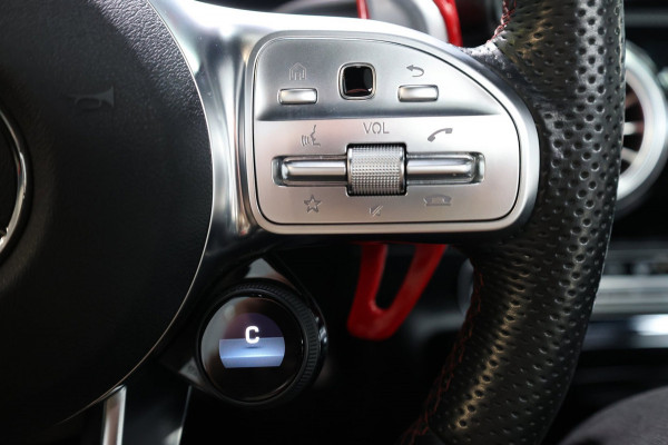 Mercedes-Benz CLA-Klasse AMG 35 4MATIC 360+PK MULTIBEAM/SFEER/VIRTUAL/PANO/HALF LEER+S.VERWARMING+MEMORY/360/ACC/12 MDN GARANTIE!