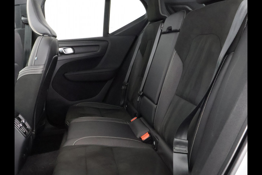 Volvo XC40 Recharge P8 AWD R-Design Two-Tone | Apple Carplay & AndroidAUTO | Camera |