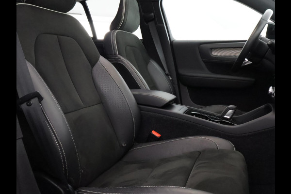 Volvo XC40 Recharge P8 AWD R-Design Two-Tone | Apple Carplay & AndroidAUTO | Camera |