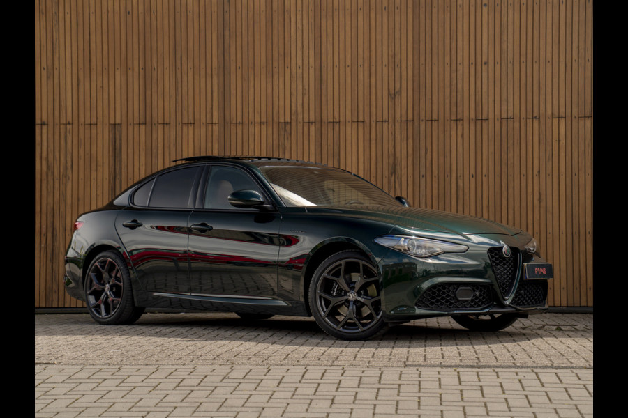 Alfa Romeo Giulia 2.0T Veloce AWD 280pk | Pano-dak | Harman/Kardon | Verde Visconti