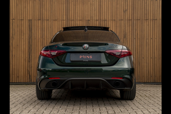 Alfa Romeo Giulia 2.0T Veloce AWD 280pk | Pano-dak | Harman/Kardon | Verde Visconti