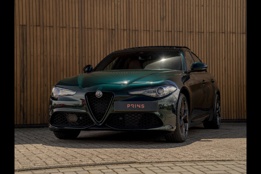 Alfa Romeo Giulia 2.0T Veloce AWD 280pk | Pano-dak | Harman/Kardon | Verde Visconti