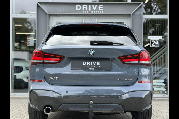 BMW X1 xDrive25e High Ex. M-Sport |Pano|ACC|HUD|Memory|Cam|Trekhaak|Sfeer|19"
