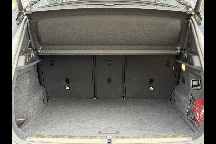 BMW X1 xDrive25e High Ex. M-Sport |Pano|ACC|HUD|Memory|Cam|Trekhaak|Sfeer|19"