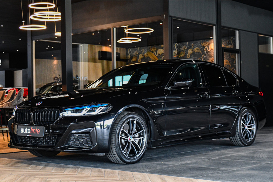 BMW 5 Serie 520e M-Sport, [SoH 90%], Shadow Line, Laser, Memory, HUD, Camera, Carplay, Ambient,