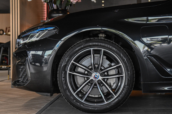 BMW 5 Serie 520e M-Sport, [SoH 90%], Shadow Line, Laser, Memory, HUD, Camera, Carplay, Ambient,