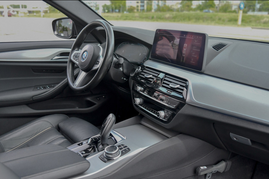 BMW 5 Serie 520e M-Sport, [SoH 90%], Shadow Line, Laser, Memory, HUD, Camera, Carplay, Ambient,