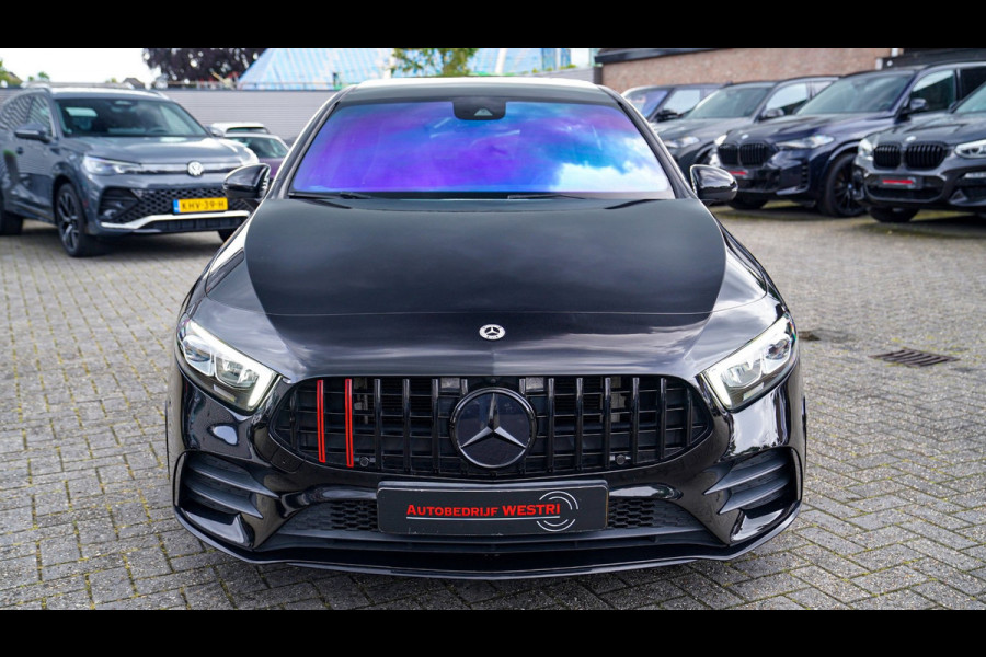 Mercedes-Benz A-Klasse 200 AMG / A35 Look | Panorama | Luxe Leder | Stoelverwarming | Sfeerverlichting | 360 cam | Cruise control