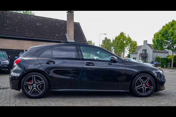 Mercedes-Benz A-Klasse 200 AMG / A35 Look | Panorama | Luxe Leder | Stoelverwarming | Sfeerverlichting | 360 cam | Cruise control