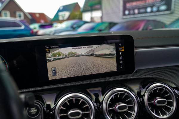 Mercedes-Benz A-Klasse 200 AMG / A35 Look | Panorama | Luxe Leder | Stoelverwarming | Sfeerverlichting | 360 cam | Cruise control
