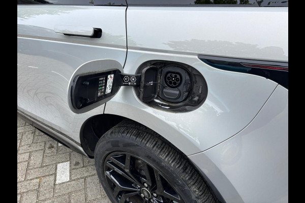 Land Rover Range Rover Evoque 1.5 P300e AWD R-Dynamic SE Panoramadak Lederen bekleding R Dynamic Exterior + Black Pack 20” lichtmetalen velgen