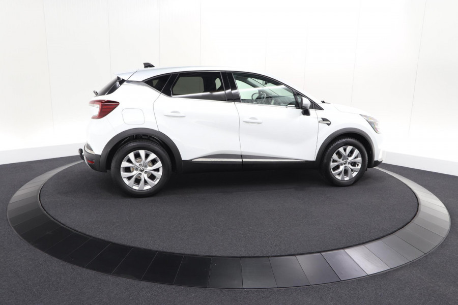 Renault Captur TCe 100 Intens | Trekhaak | Navigatie | Parkeersensoren | Apple Carplay