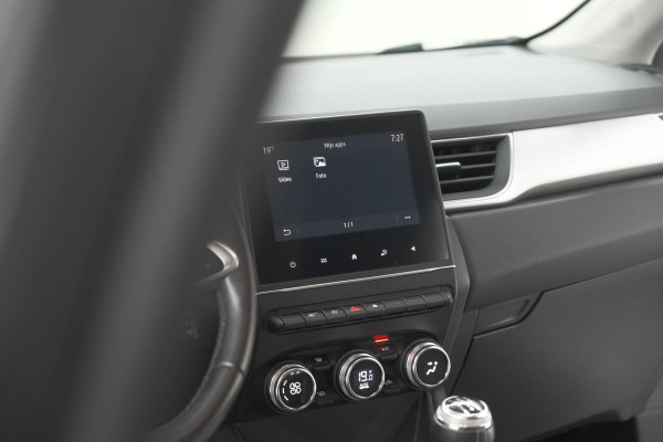 Renault Captur TCe 100 Intens | Trekhaak | Navigatie | Parkeersensoren | Apple Carplay