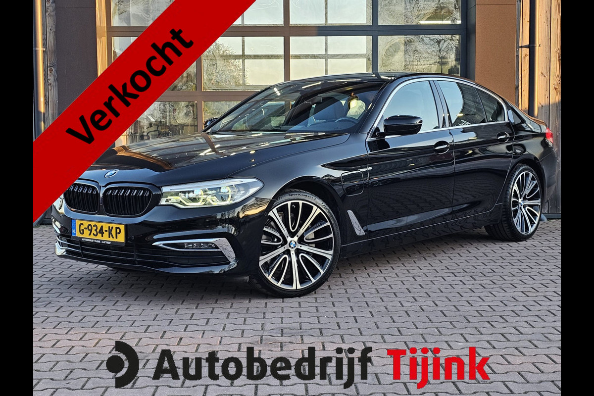 BMW 5 Serie 530e iPerformance eDrive Edition | LED | Trekhaak | Stoelverwarming | Park Assist | Leder | M-Sport stuur | LMV 20" | Zwarte hemel |
