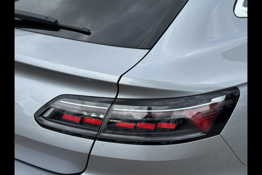 Volkswagen Arteon Shooting Brake 2.0 TSI R-Line Business PANODAK | TREKHAAK | STUUR+STOELVERWARMING