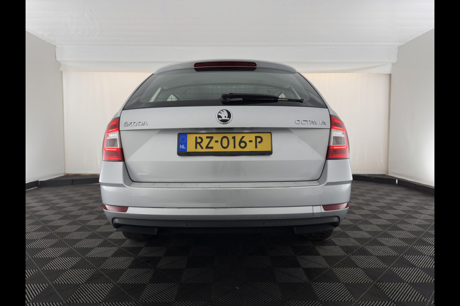 Škoda Octavia Combi 1.6 TDI Greentech Ambition Business (INCL-BTW) *NAVI-FULLMAP | COMFORT-SEATS | ECC | PDC | CRUISE | 16''ALU*