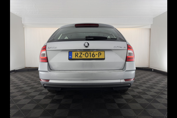Škoda Octavia Combi 1.6 TDI Greentech Ambition Business (INCL-BTW) *NAVI-FULLMAP | COMFORT-SEATS | ECC | PDC | CRUISE | 16''ALU*