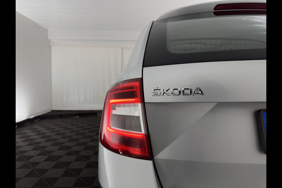 Škoda Octavia Combi 1.6 TDI Greentech Ambition Business (INCL-BTW) *NAVI-FULLMAP | COMFORT-SEATS | ECC | PDC | CRUISE | 16''ALU*