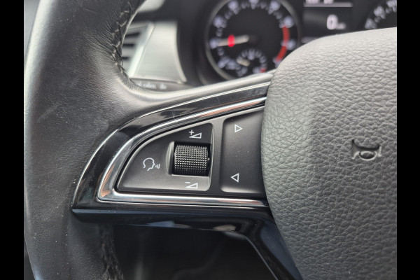 Škoda Fabia Combi BWJ 2018 | 1.0TSI 96PK Clever | TREKHAAK | CLIMA | NAVI | CARPLAY | PDC | CRUISE | LICHTMETAAL |