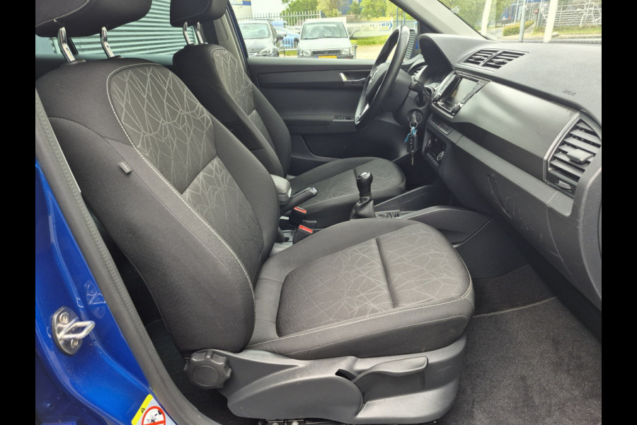 Škoda Fabia Combi BWJ 2018 | 1.0TSI 96PK Clever | TREKHAAK | CLIMA | NAVI | CARPLAY | PDC | CRUISE | LICHTMETAAL |